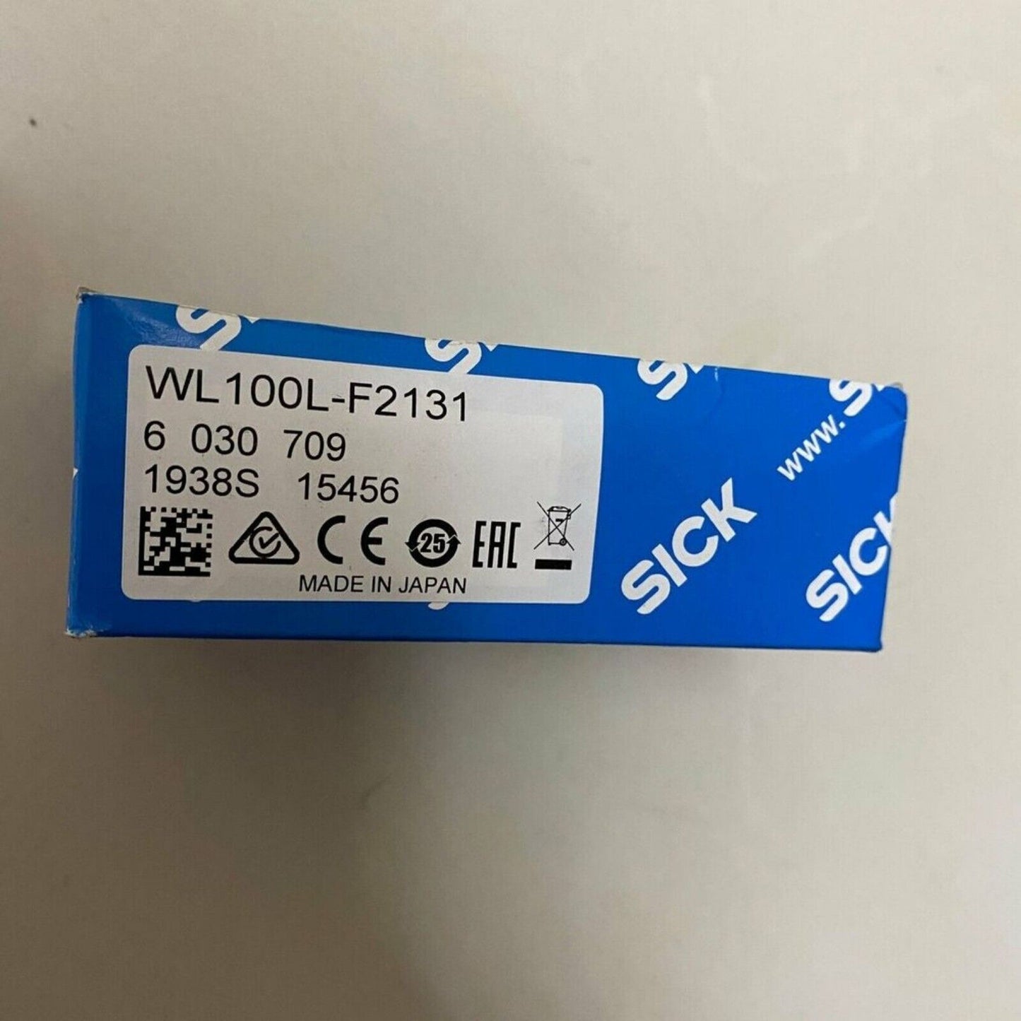 SICK WL100L-F2131 Photoelectric Sensor in box, Made in Japan, industrial automation part.