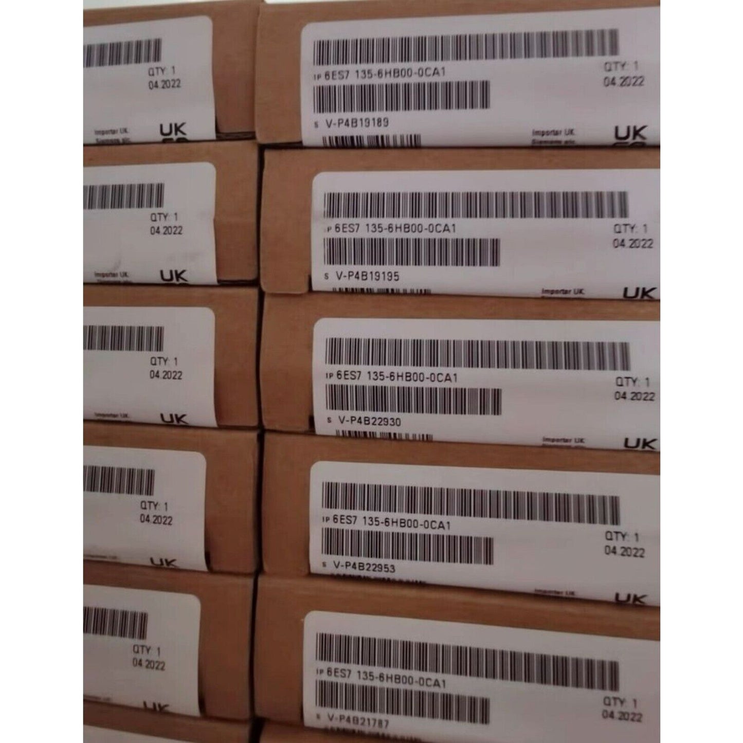 Siemens 6ES7 135-6HB00-0CA1 Analog Output Modules in Boxes