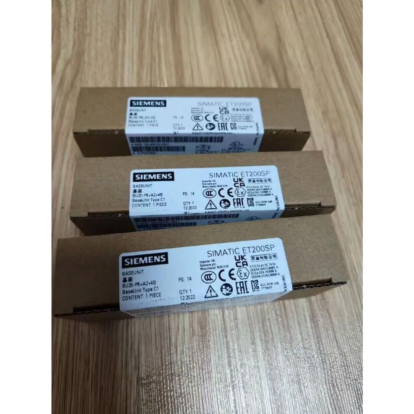Siemens SIMATIC ET 200SP BaseUnit PLC Modules in Boxes