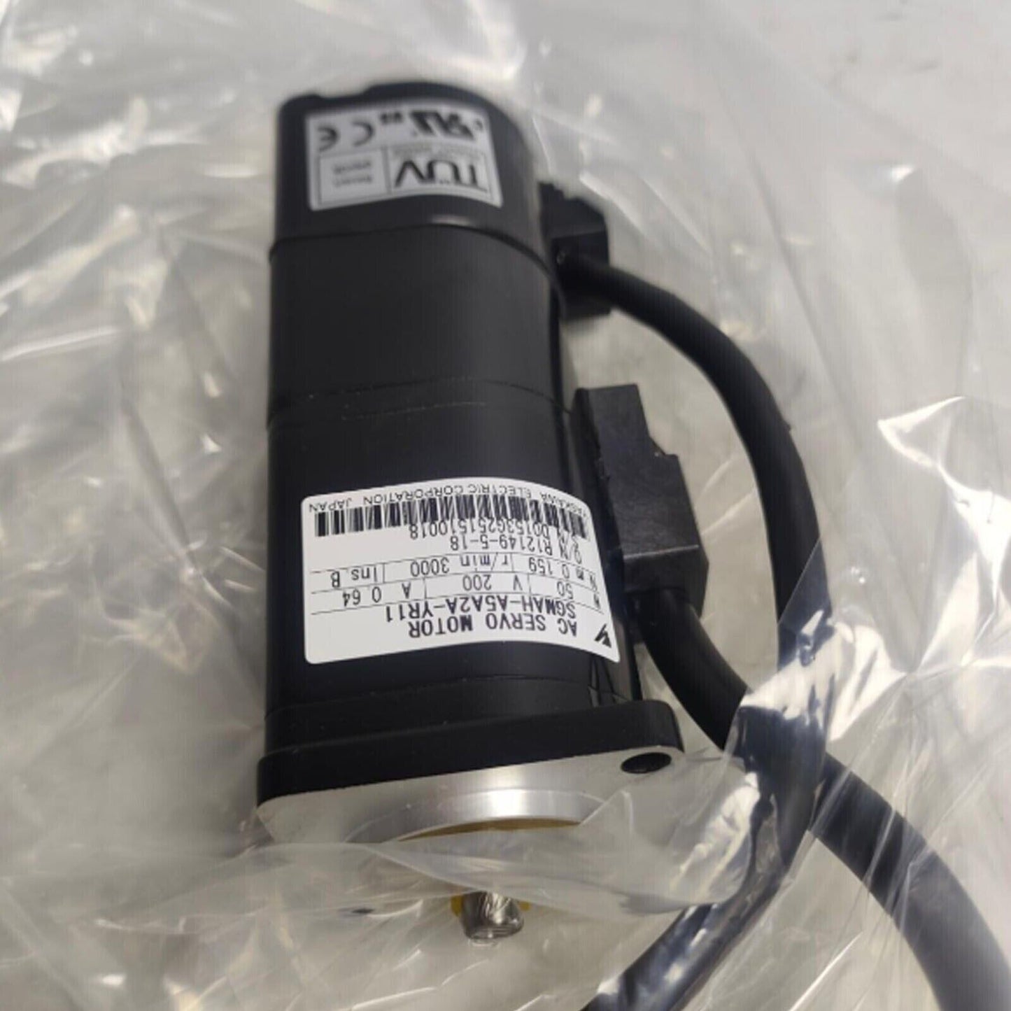 Motor | YASKAWA | 1PCS SGMAH-A5A2A-YR11 Servo Motor New