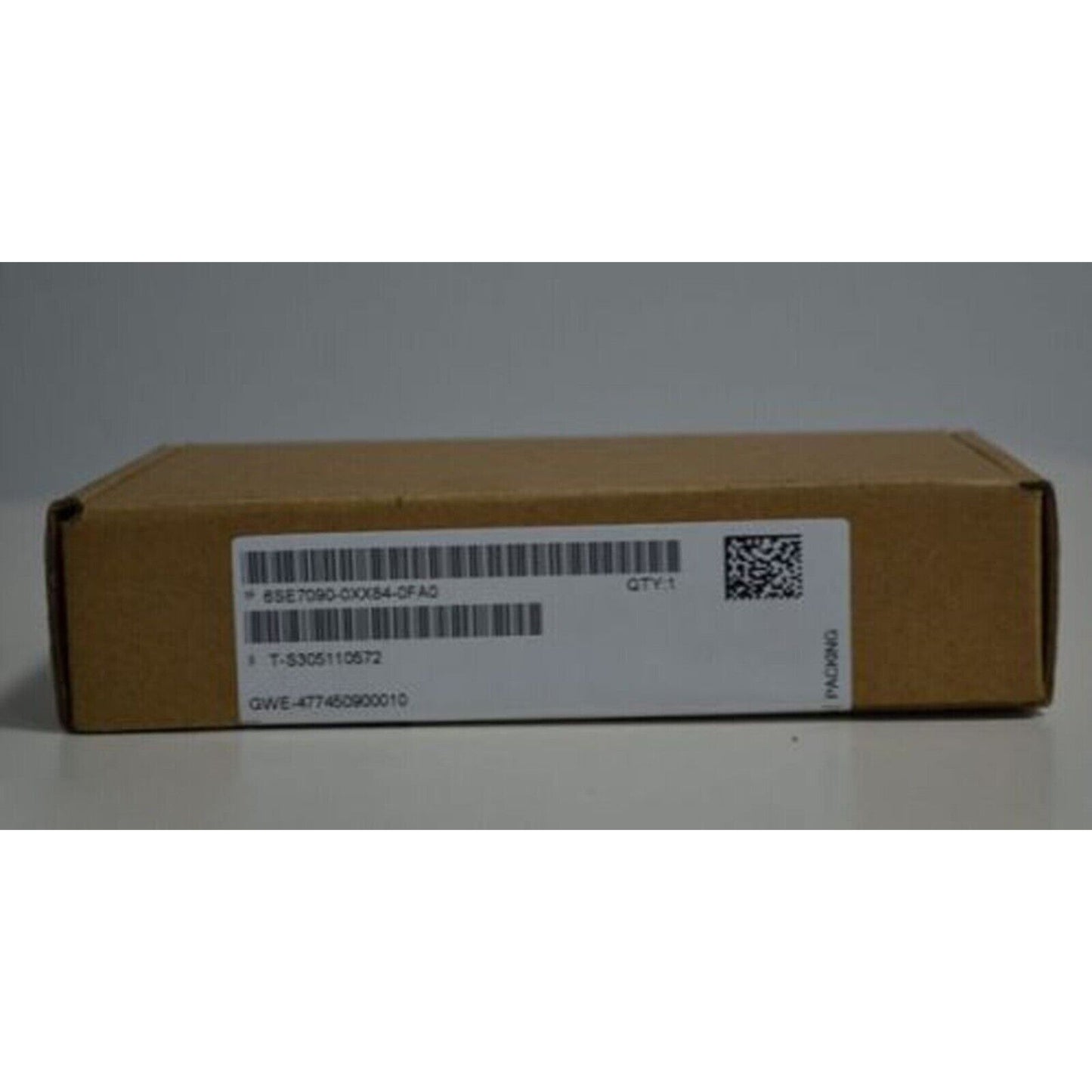 Siemens 6SE7090-0XX84-0FA0 Control Module packaging box with product information.