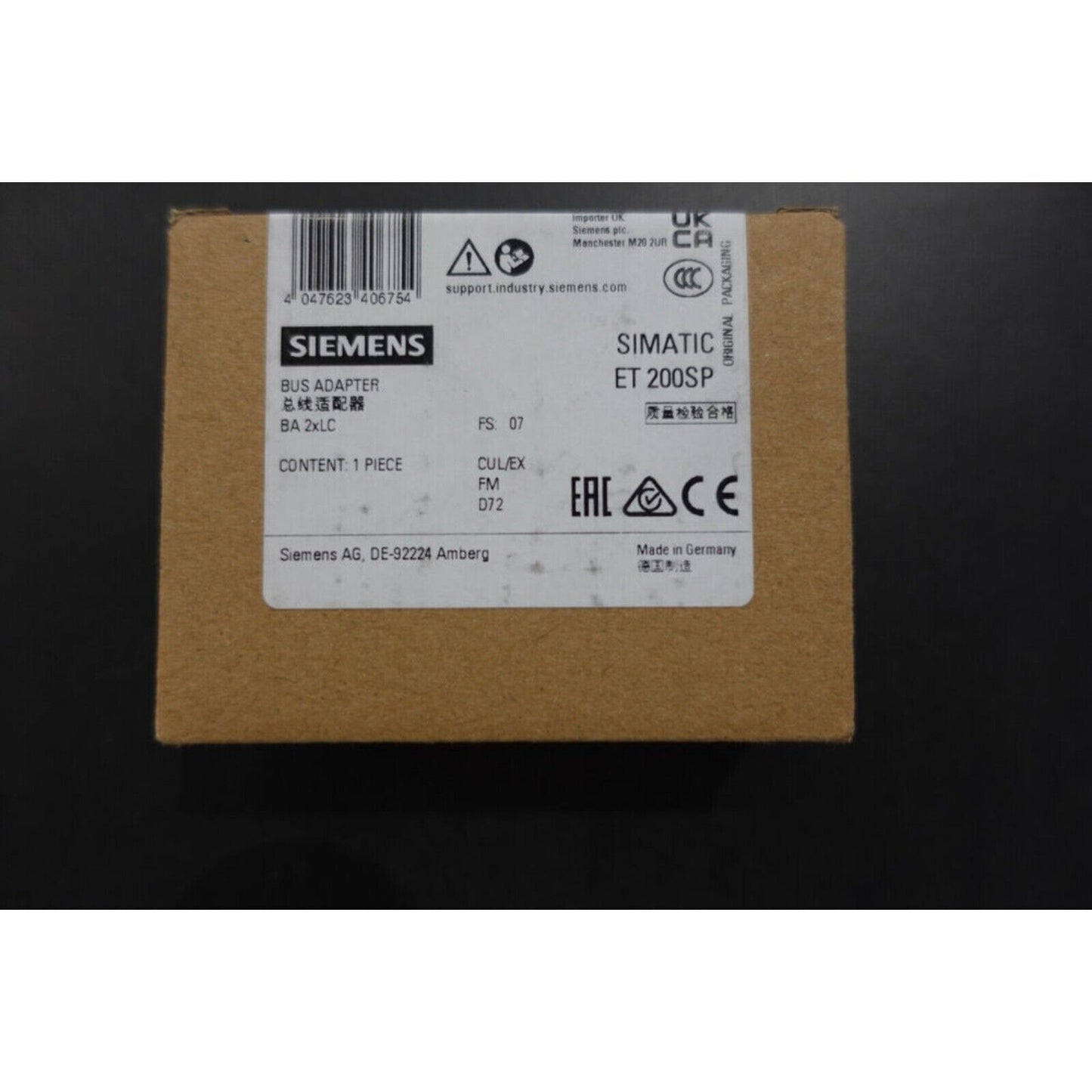 Siemens SIMATIC ET 200SP Bus Adapter box, industrial automation part