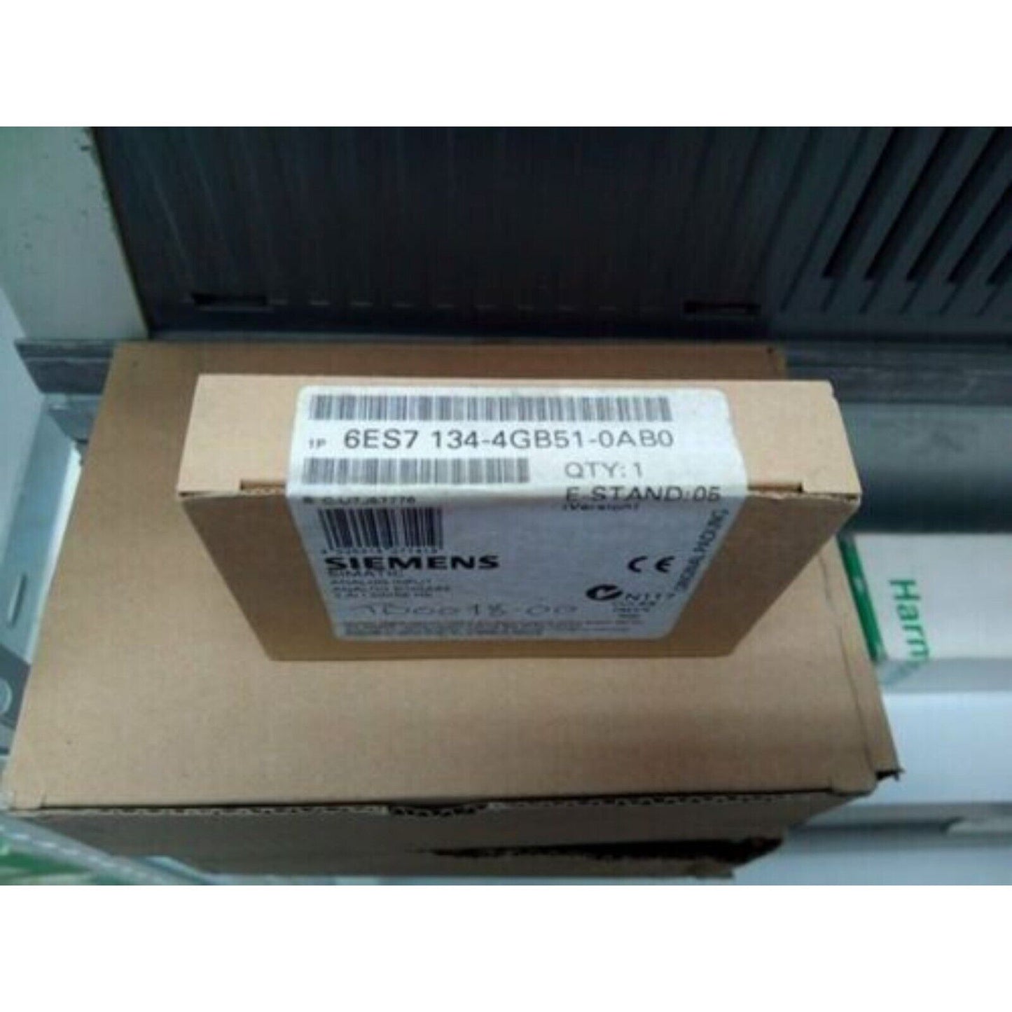 Siemens SIMATIC ET200S DP Electronics Module 6ES7 134-4GB51-0AB0 in packaging, PLC automation part