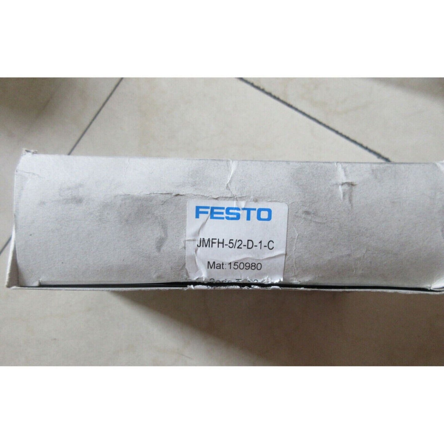 Festo JMFH-5/2-D-1-C 150980 Solenoid Valve Box. Industrial automation component.