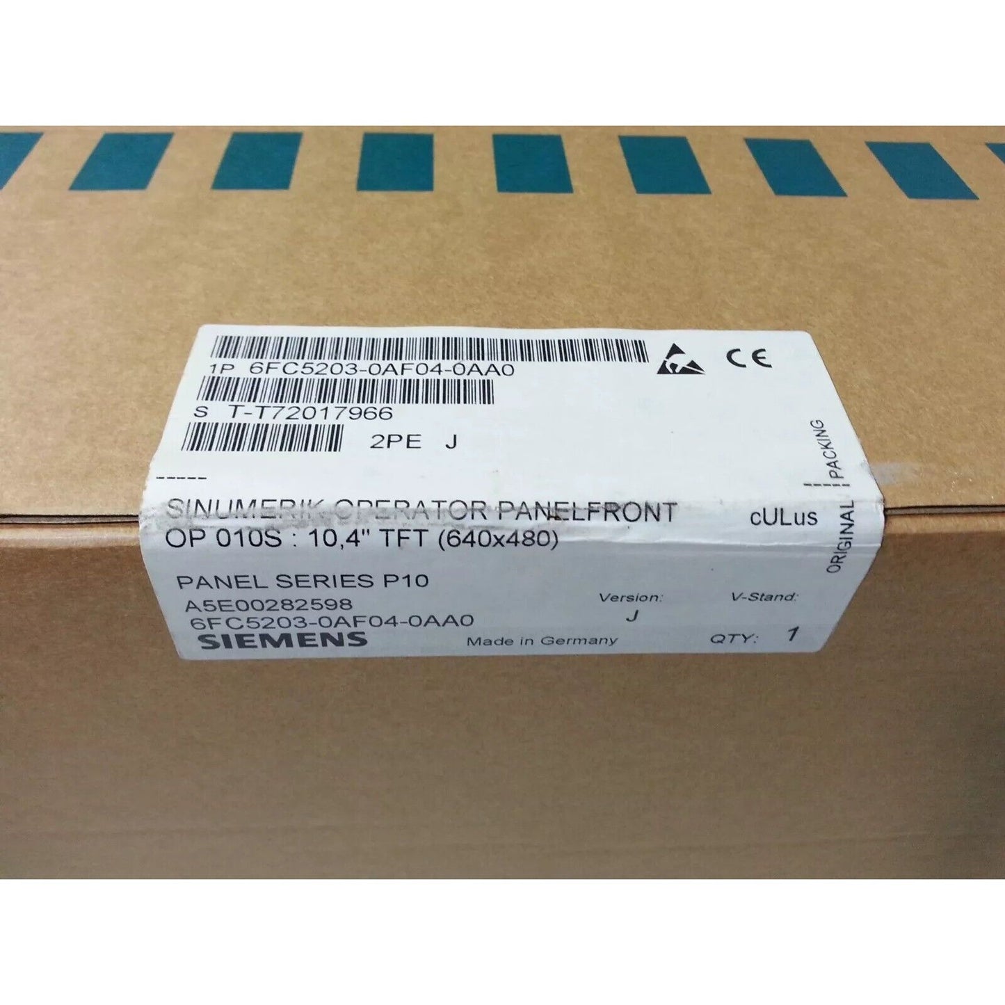 Siemens 6FC5203-0AF04-0AA0 Operator Panel box. Product label with model, TFT display information, and 'Made in Germany'.
