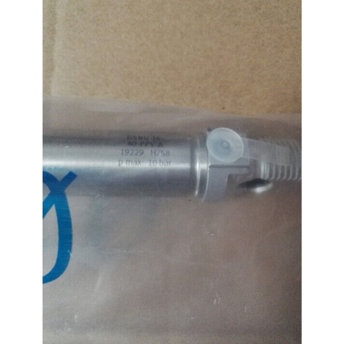 Festo DSNU-16-40-PPV-A Cylinder, Industrial Automation Component