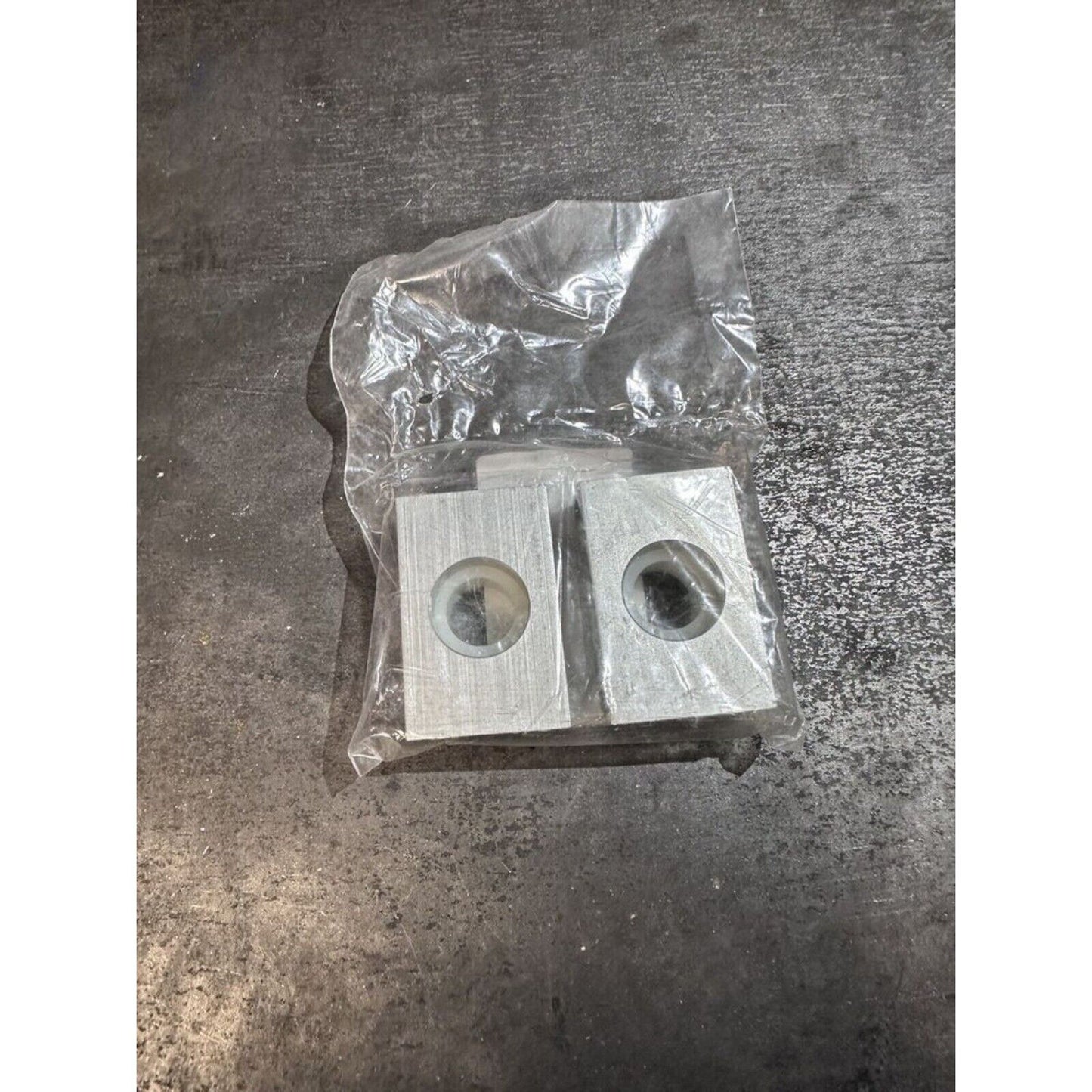 Festo LNZG-40/50 trunnion support, industrial automation part in packaging