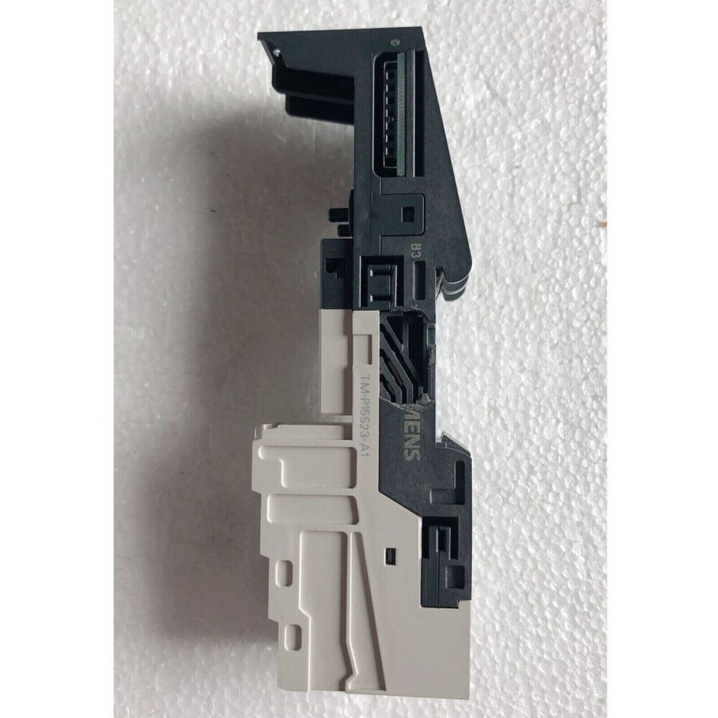 Industrial Communication | Siemens | 6ES7193-4CC20-0AA0 6ES7193-4CC20-0AA0 Terminal module TM-P15S23-A1