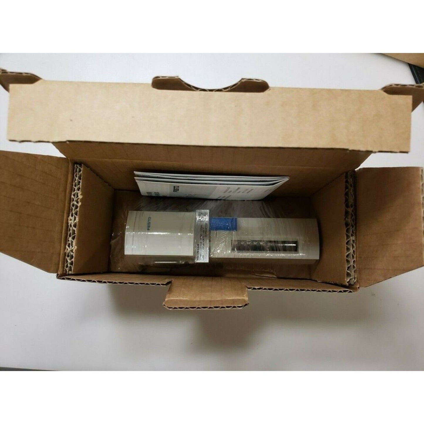 Festo MS4-LFX-1/4-R Active Carbon Filter in box, pneumatic component.