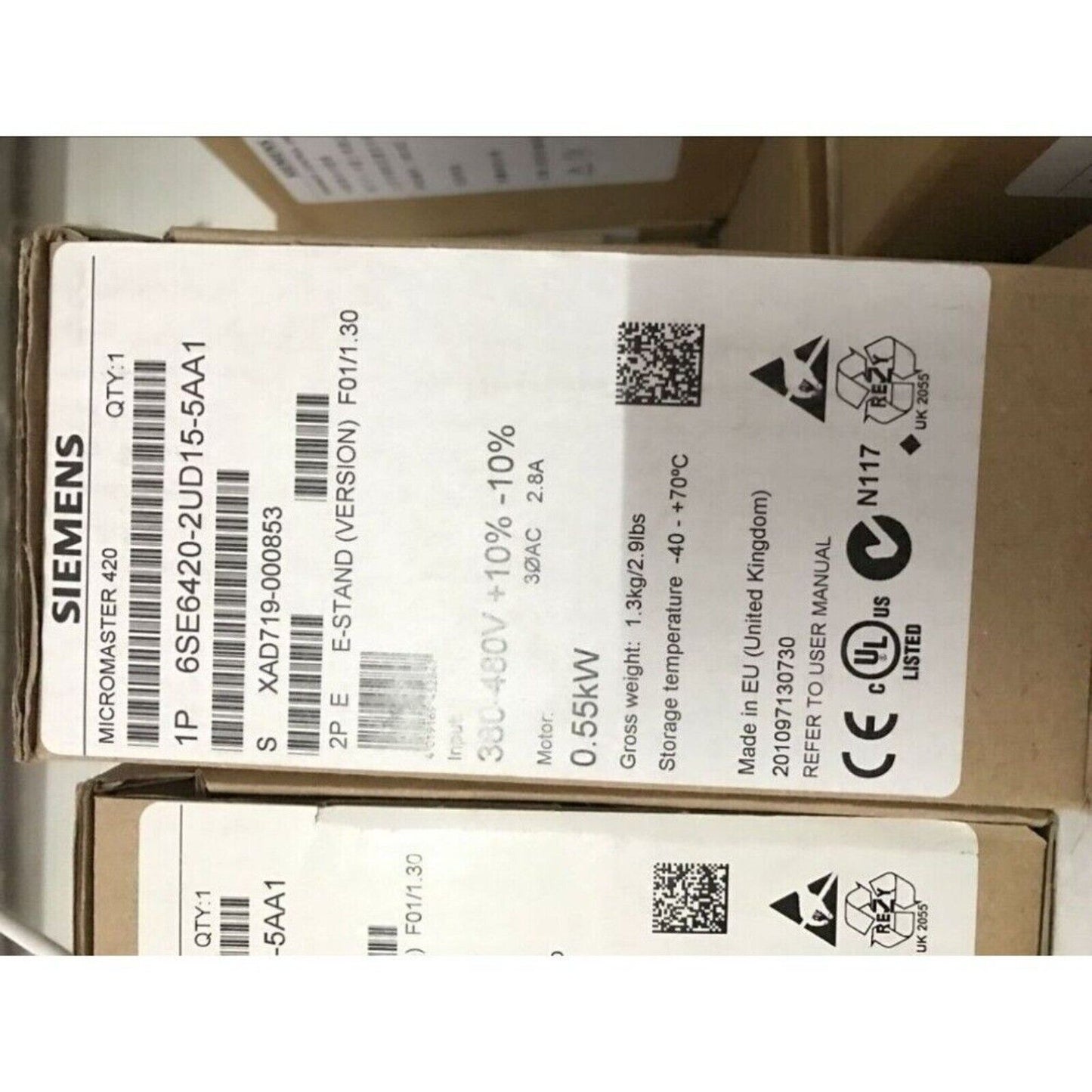 Siemens MICROMASTER 420 frequency inverter box, model 6SE6420-2UD15-5AA1, 0.55kW, industrial motor control.