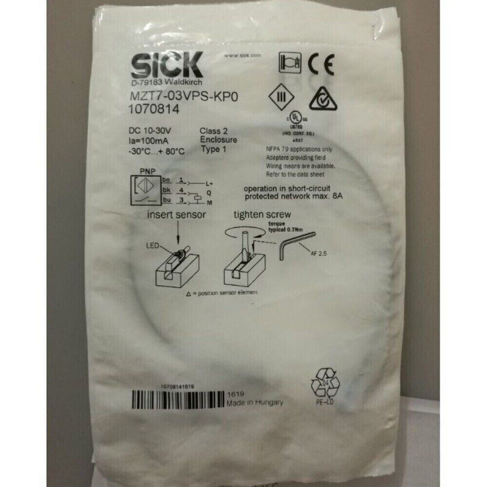 SICK MZT7-03VPS-KP0 1070814 Photoelectric Sensor packaging, industrial automation component