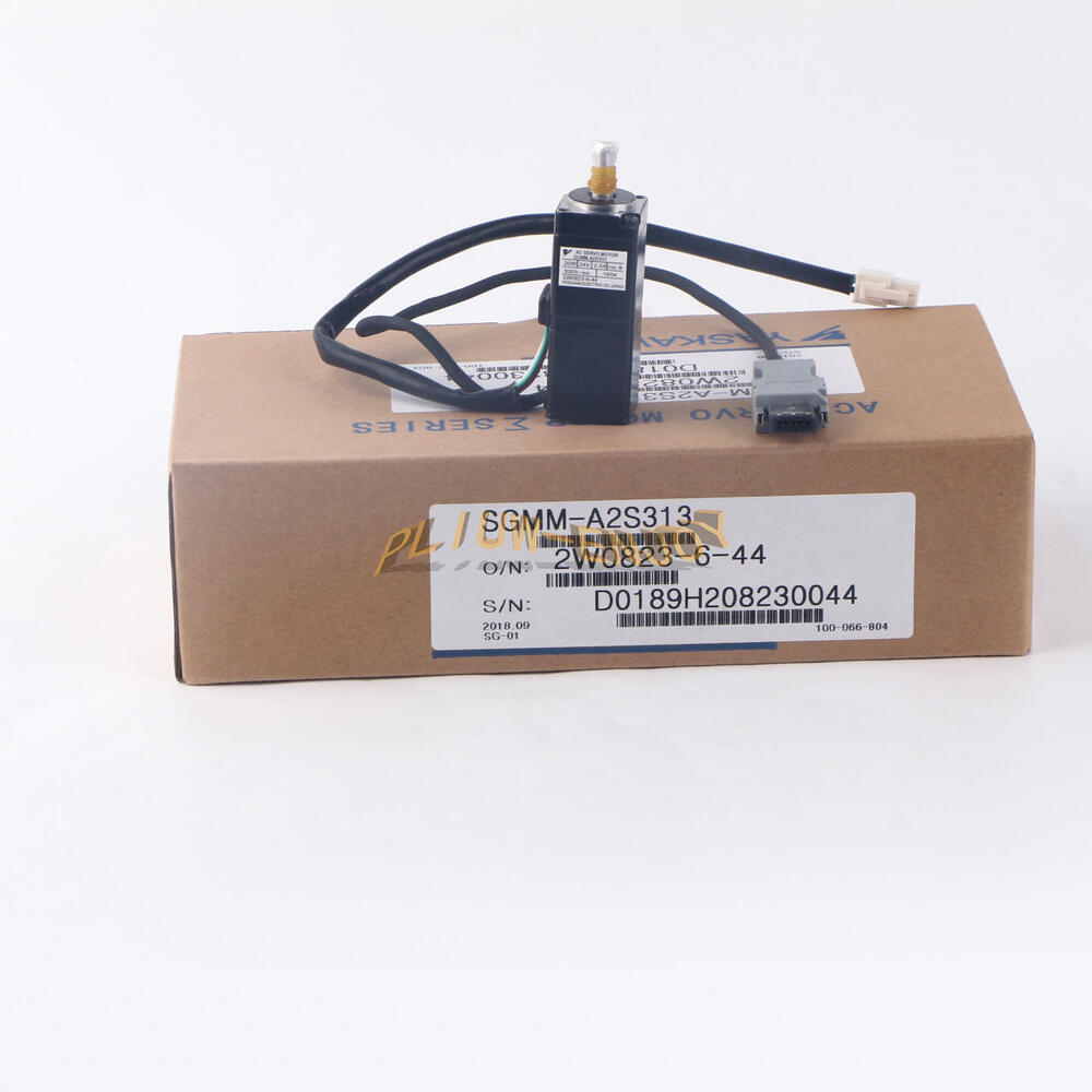 YASKAWA SGMM-A2S313 Servo motor, new industrial automation part, model and serial number visible on box and motor.
