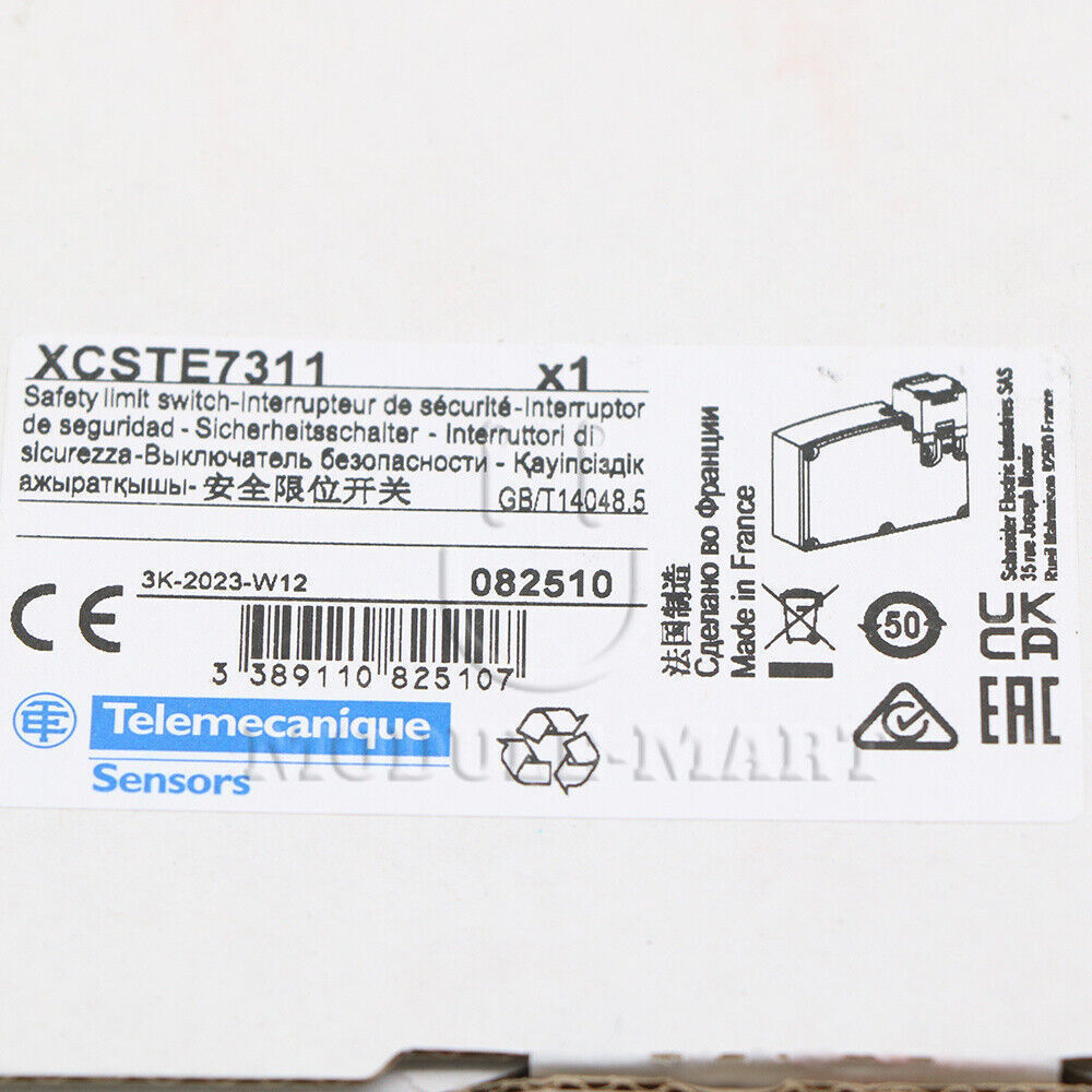 Schneider Electric XCS-TE7311 safety limit switch, Made in France, industrial automation component