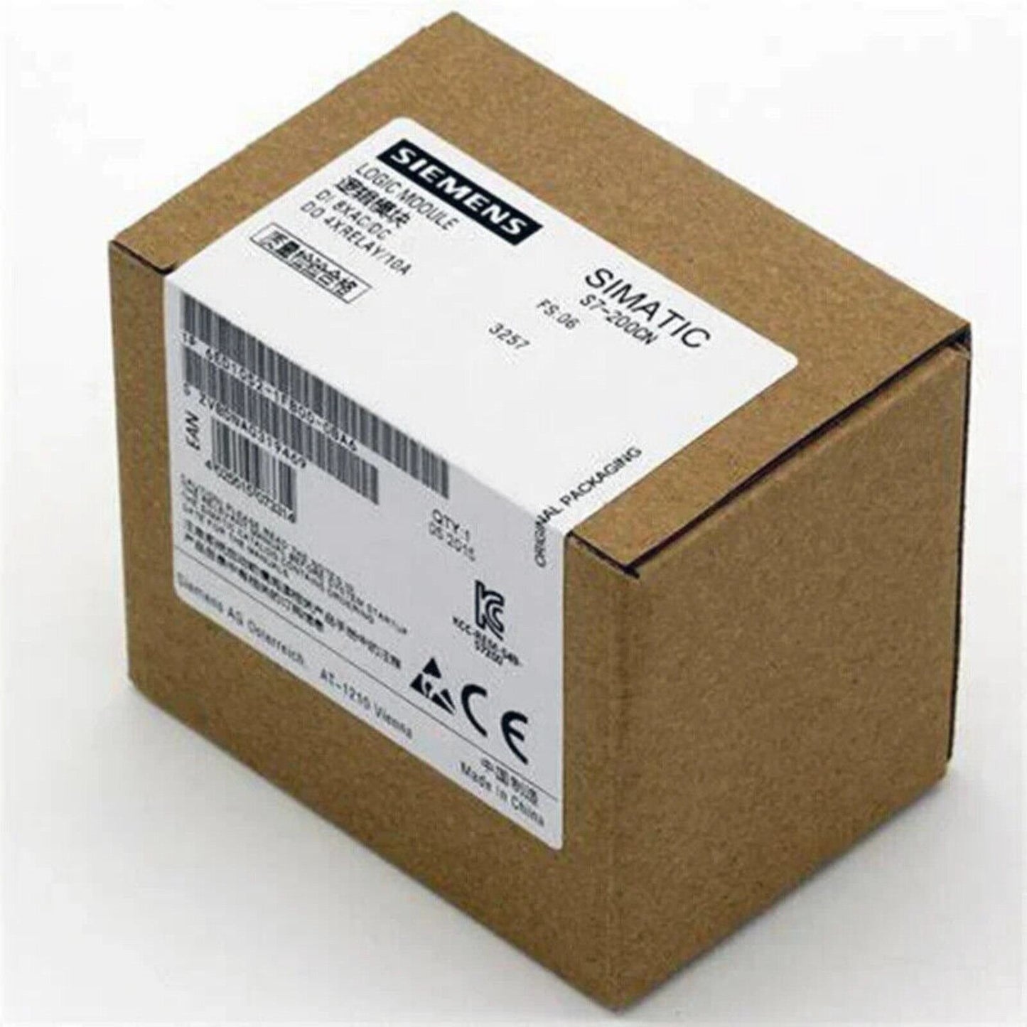 Siemens SIMATIC S7-200CN PLC Module in Brown Box, with details of DI 8XAC/DC, DO 4XRELAY/10A, for industrial automation.