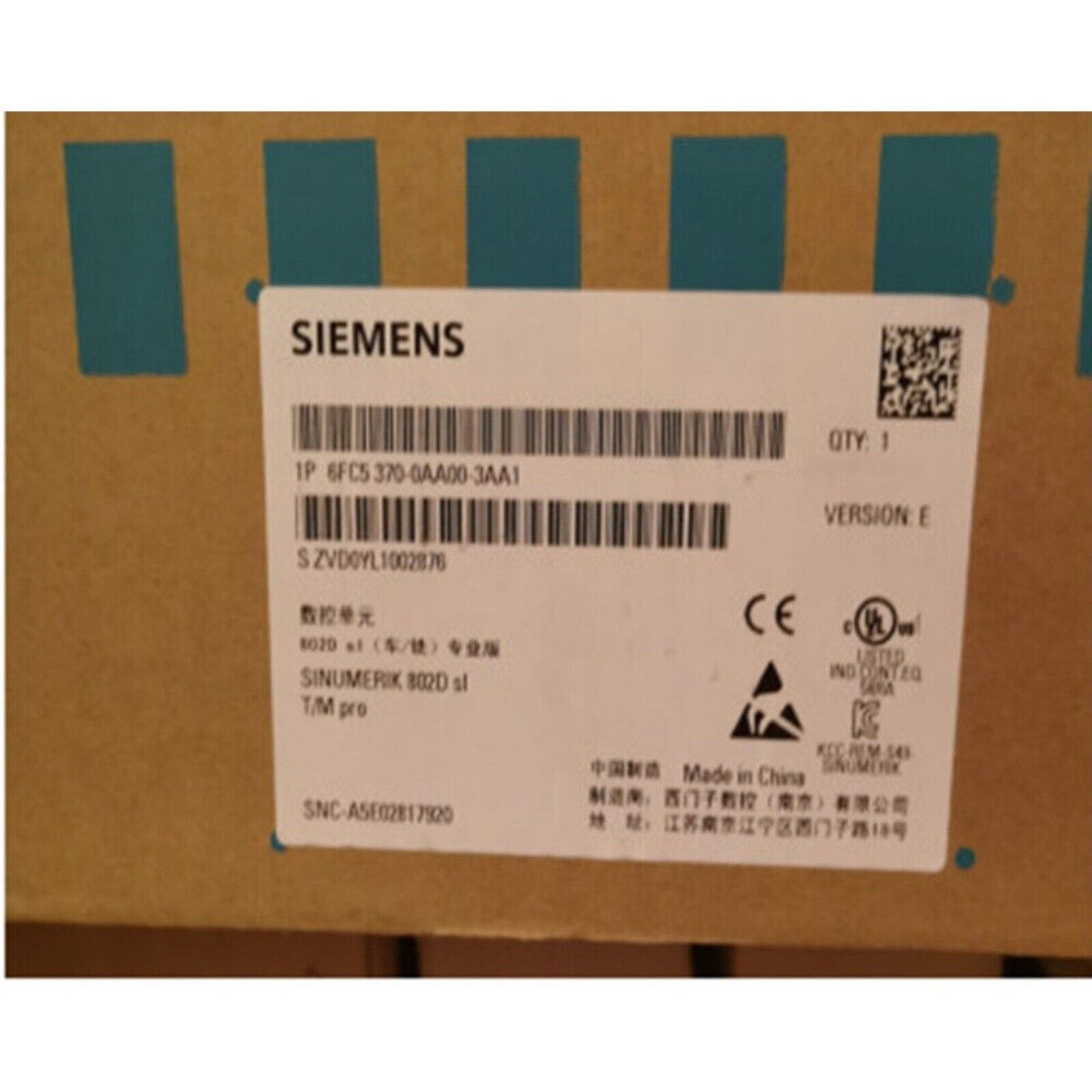Siemens SINUMERIK 802D sl control module. Product label with part number 6FC5370-0AA00-3AA1, Made in China.