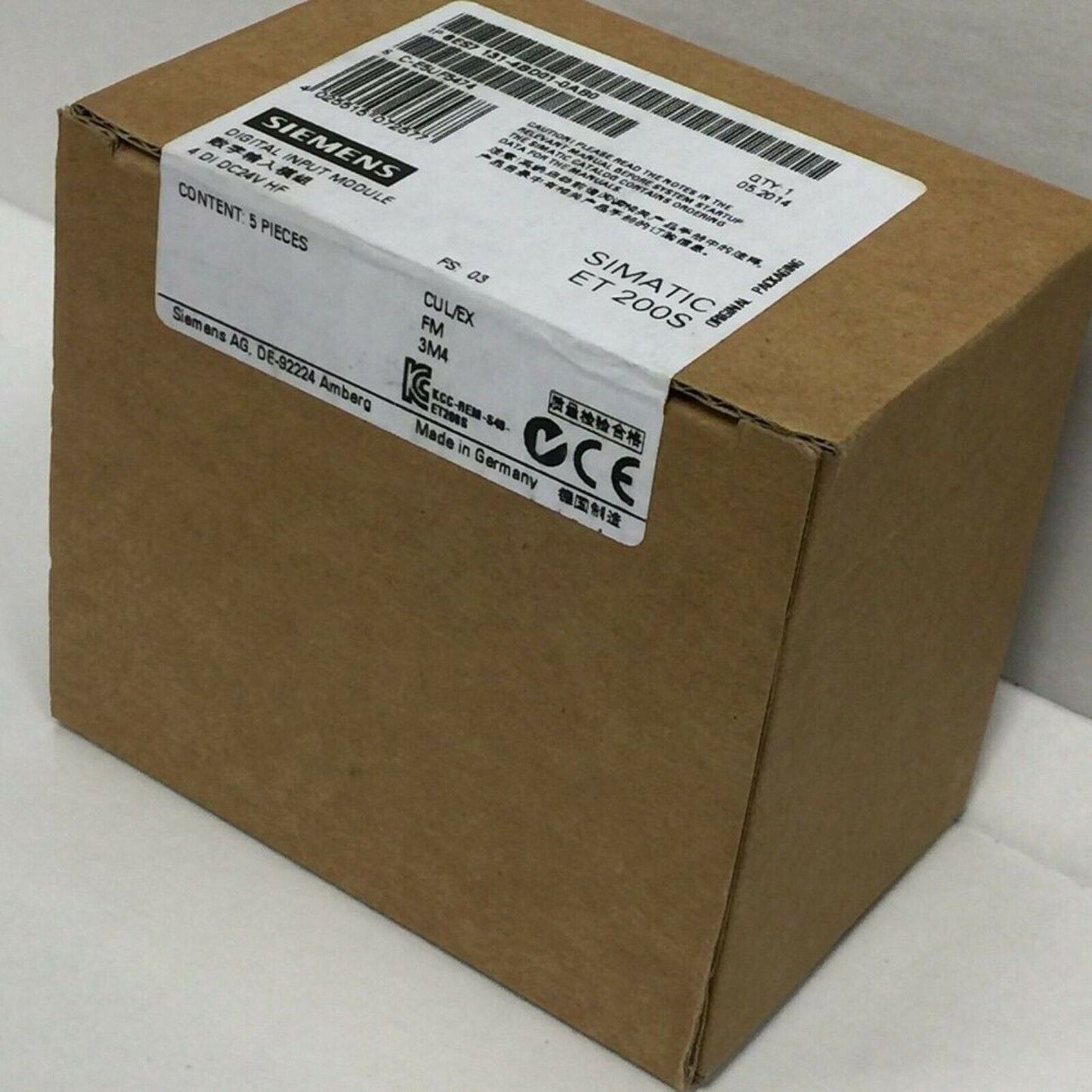 SIMATIC ET 200S Digital Input Module box, Siemens 6ES7131-4BD01-0AB0 packaging, Made in Germany, industrial automation part.