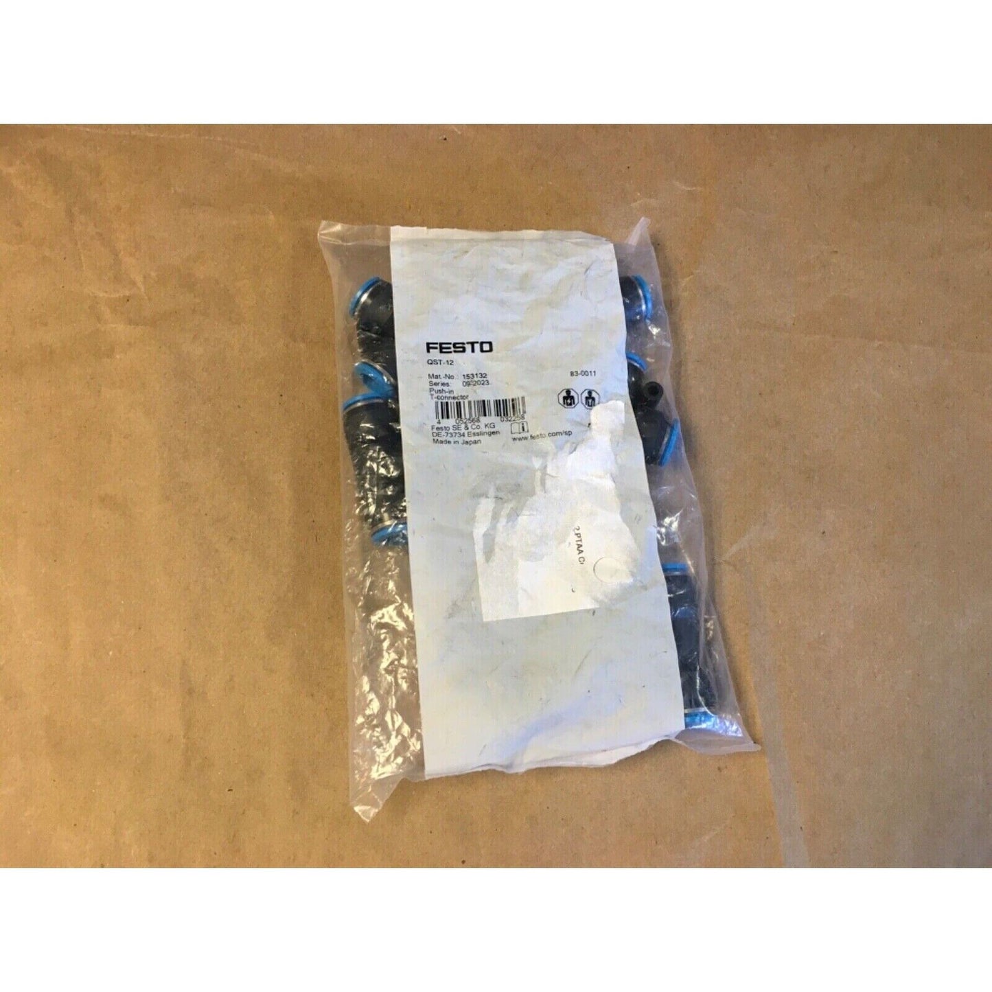 FESTO QST-12 Push-In T-Connector industrial automation part, in plastic packaging, Made in Japan