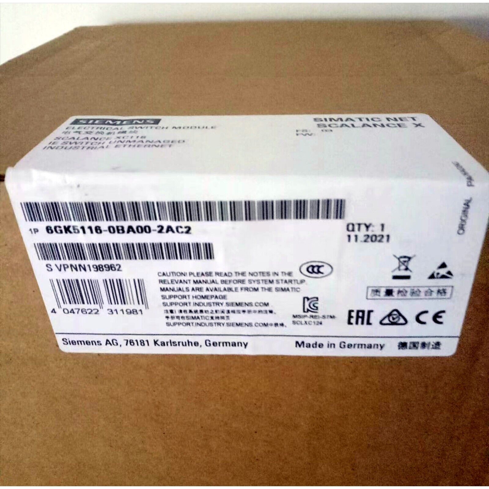 Siemens SCALANCE XC116 unmanaged IE switch box, model 6GK5116-0BA00-2AC2, Made in Germany, industrial Ethernet