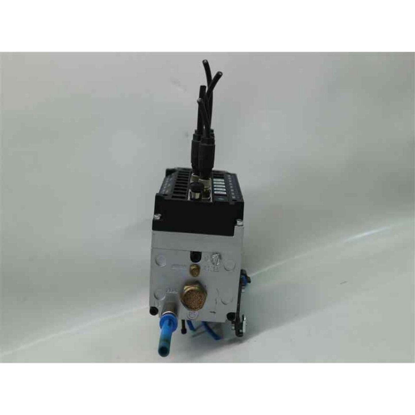 Festo CPV10-GE-ASI-8E8A-ZM8 Valve Terminal, industrial automation part, silver and black components