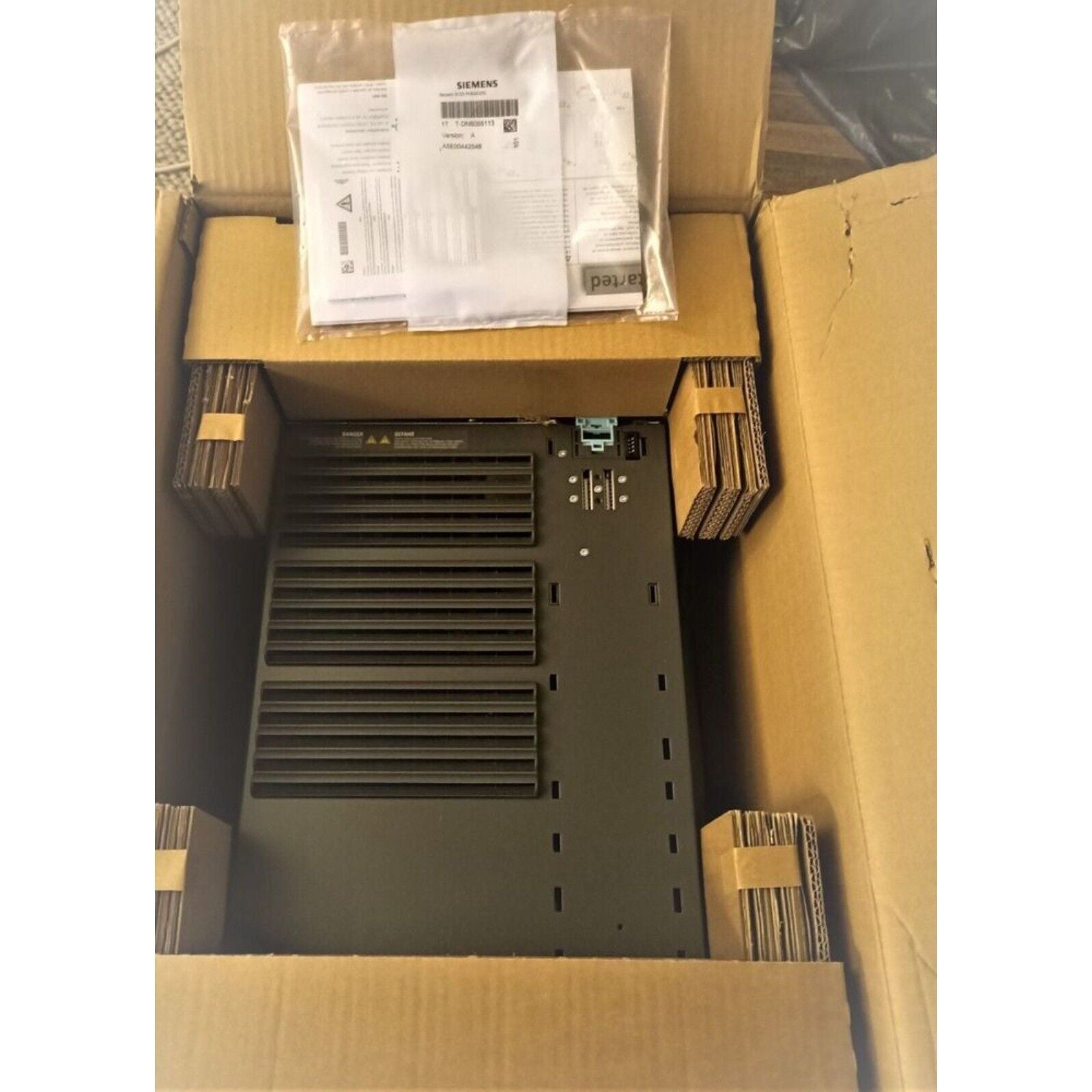 Siemens G120 PM240 Power Module in box, top view, new condition