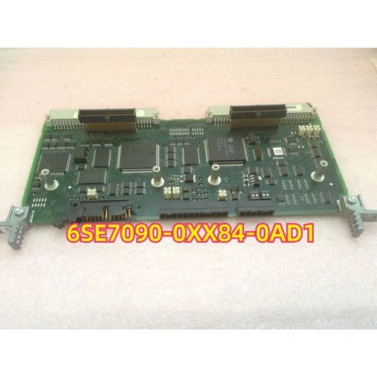 Siemens 6SE7090-0XX84-0AD1 CLOSEDLOOP AND CONTROL MODULE. Industrial automation part.