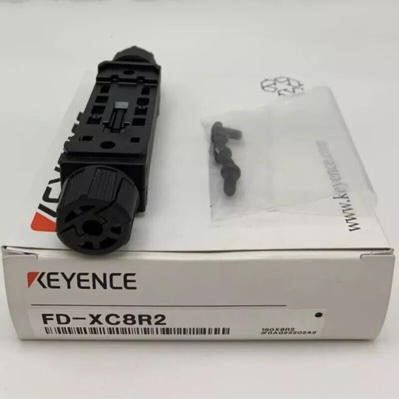 Keyence FD-XC8R2 sensor, industrial automation part, black plastic housing, in box