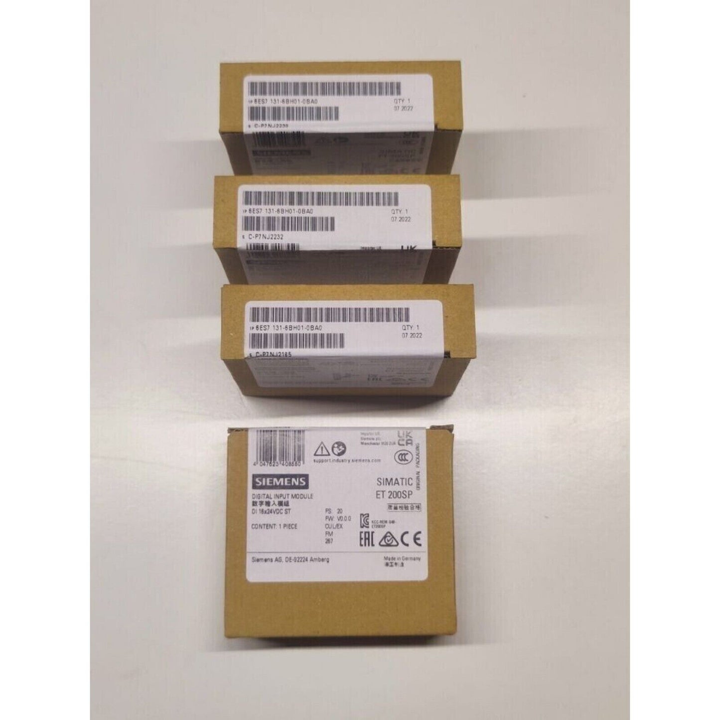 Siemens SIMATIC ET 200SP digital input module boxes, 6ES7 131-6BH01-0BA0, new industrial automation components.