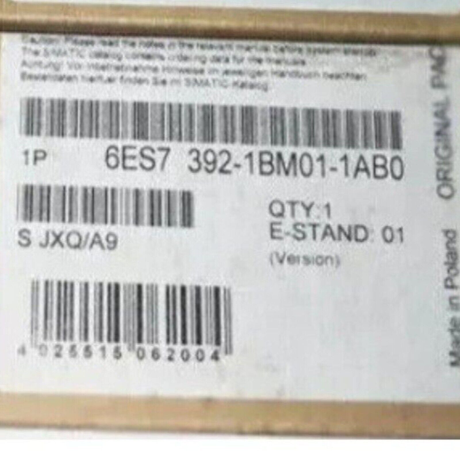 Siemens S7-300 front connector packaging with part number 6ES7 392-1BM01-1AB0, Quantity 1, Made in Poland.