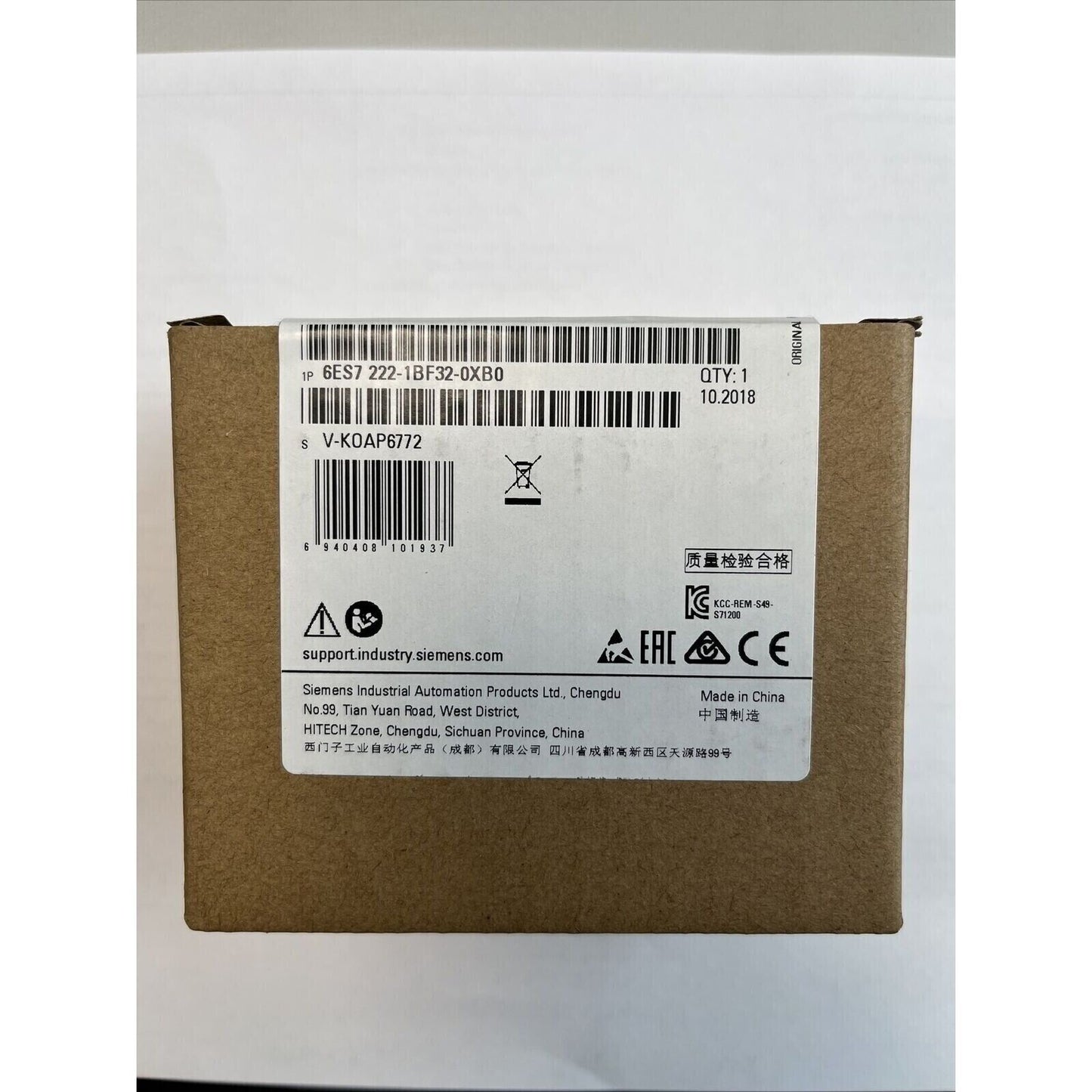 Siemens S7-1200 digital output module 6ES7222-1BF32-0XB0 in packaging, Made in China
