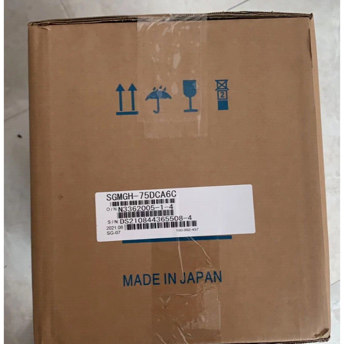 Yaskawa SGMGH-75DCA6C Servo Motor in shipping box, Made in Japan, Expedited Shipping