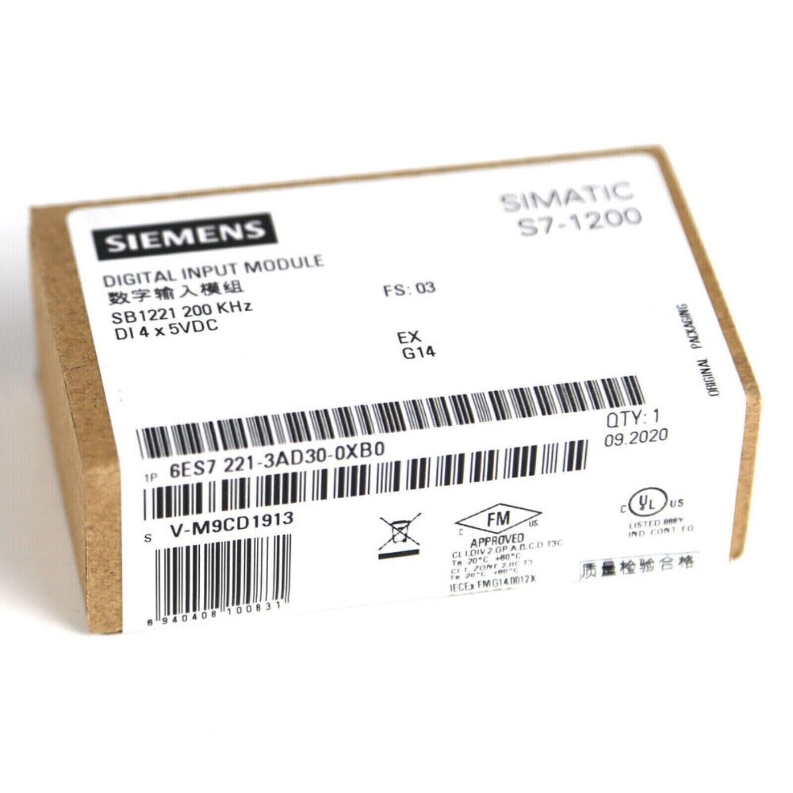 Siemens S7-1200 Digital Input Module 6ES7221-3AD30-0XB0, Industrial automation PLC part