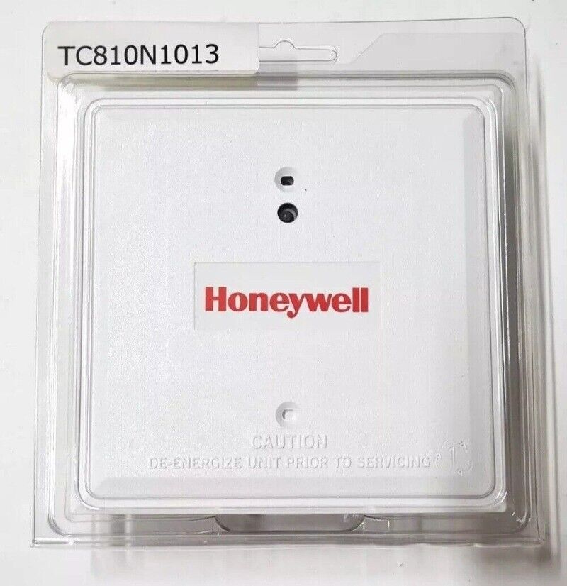 Honeywell TC810N1013 Intelligent Control Module in clear packaging, white panel.