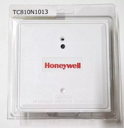 Honeywell TC810N1013 Intelligent Control Module in clear packaging, white panel.