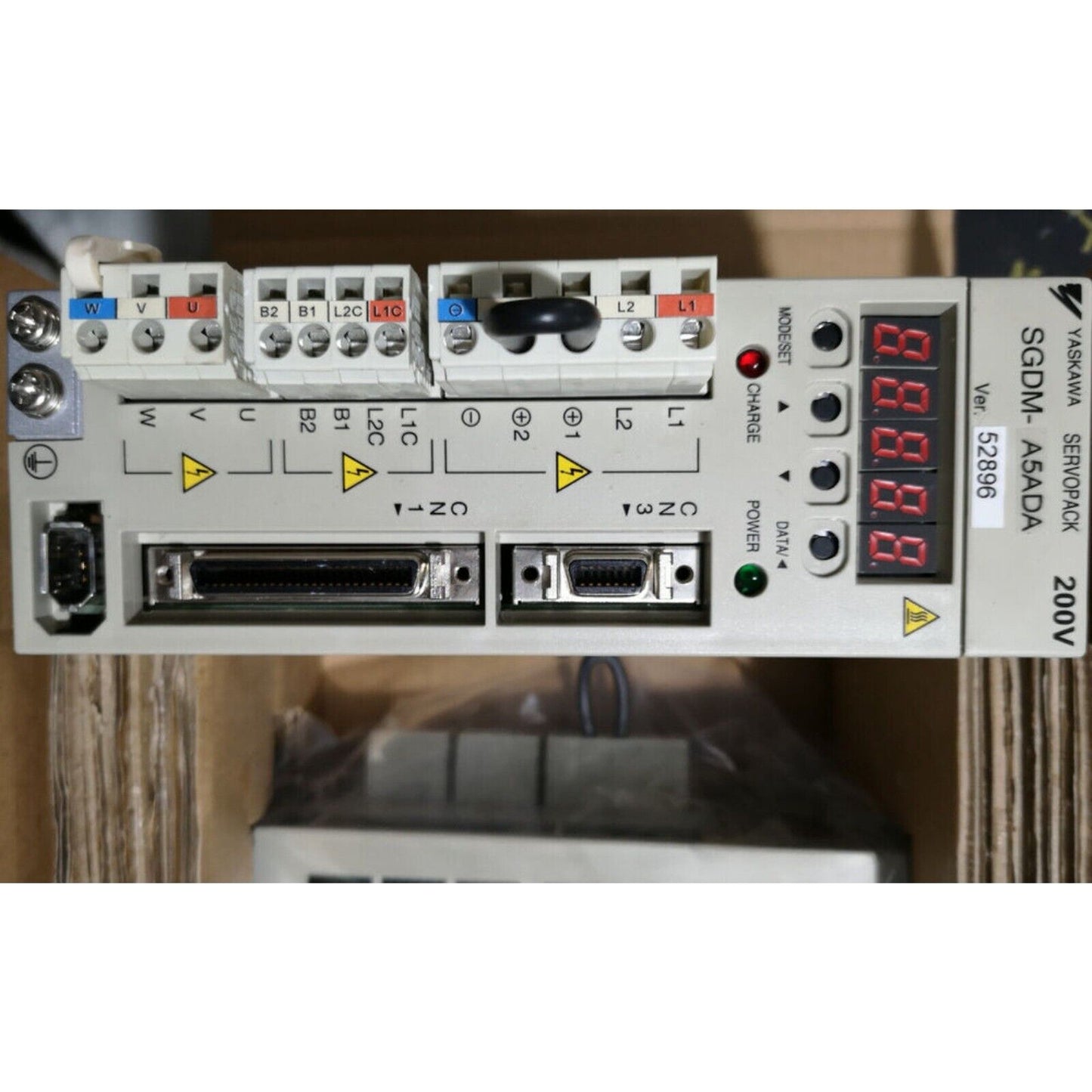 Yaskawa SGDM-A5ADA Servo Driver, industrial automation part, with 200V label, new, expedited shipping