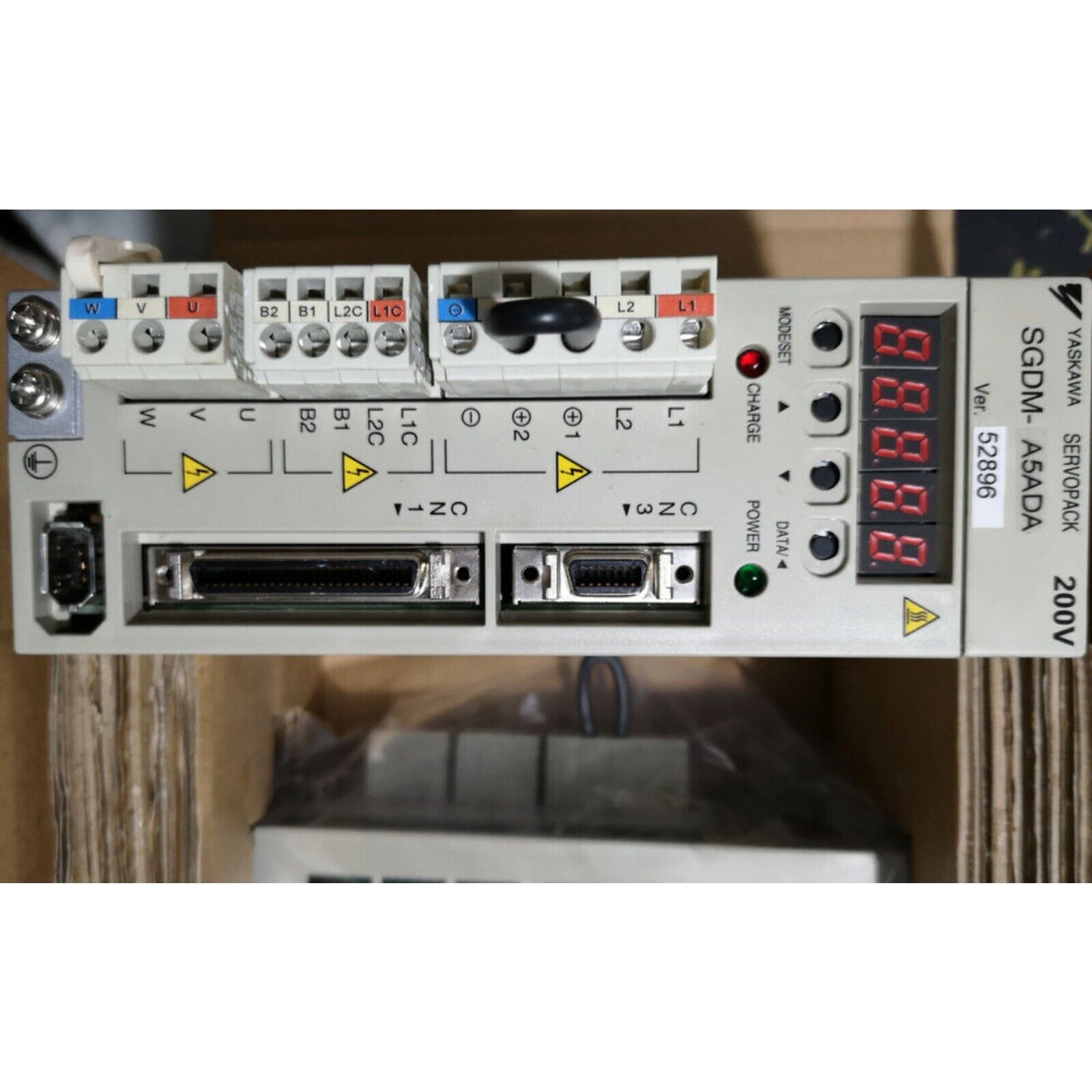 Yaskawa SGDM-A5ADA Servo Driver, industrial automation part, with 200V label, new, expedited shipping