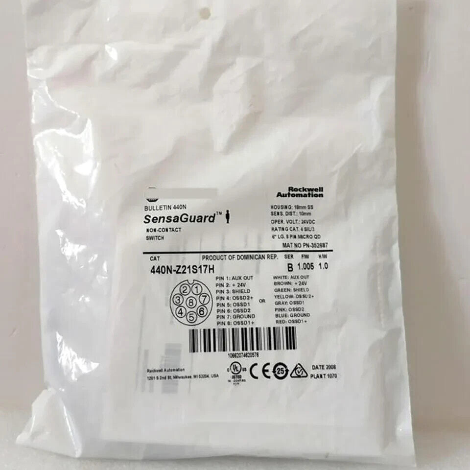 Allen-Bradley 440N-Z21S17H SensaGuard Non-Contact Switch Connector, 8-Pin Micro QD, IP69K