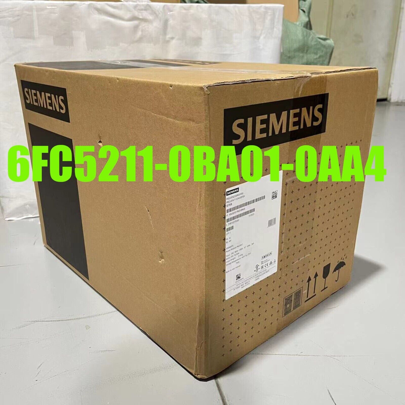 Siemens 6FC5211-0BA01-0AA4 Interface Module in packaging box