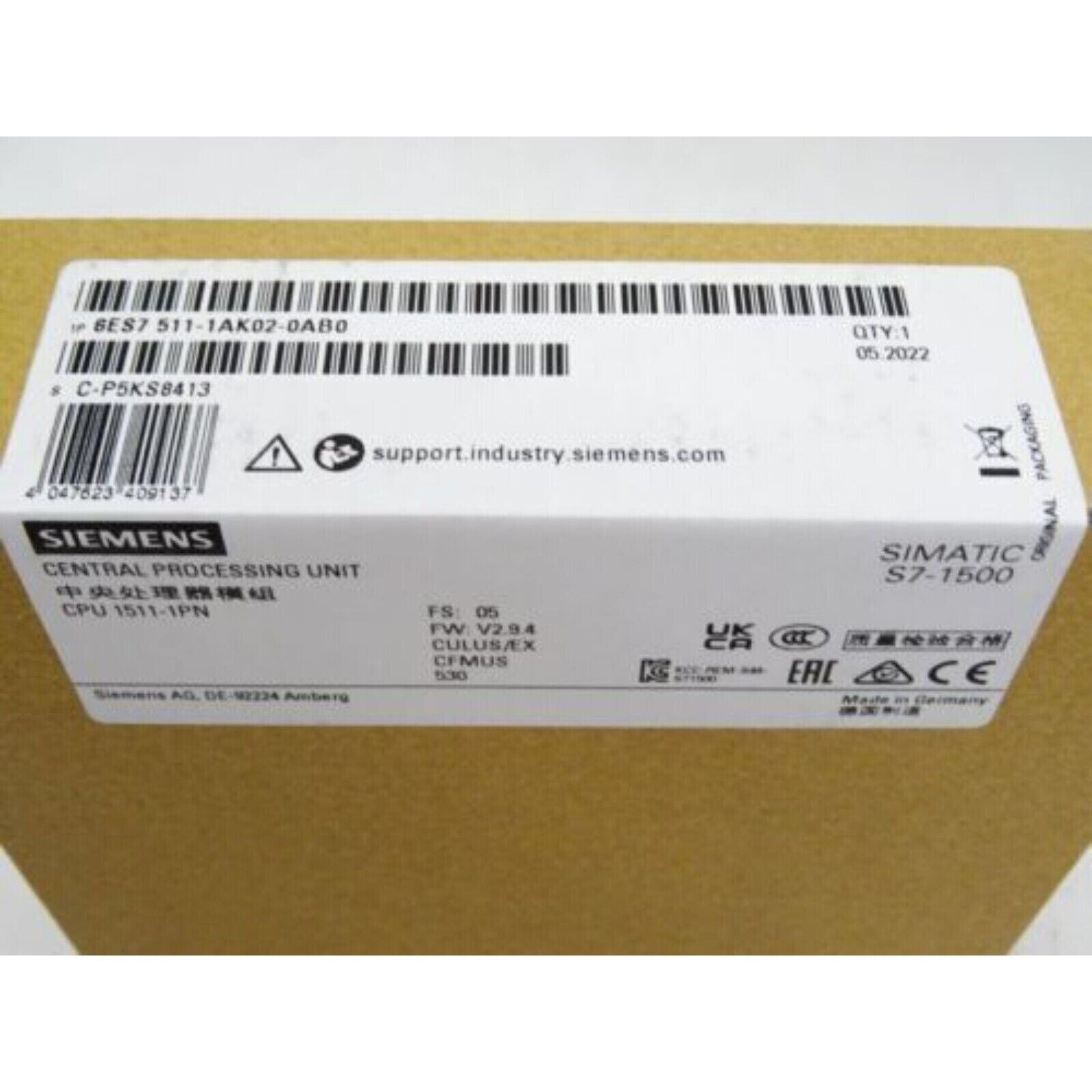 Siemens SIMATIC S7-1500 CPU 1511-1 PN product packaging, white box with labels and barcodes, Made in Germany.