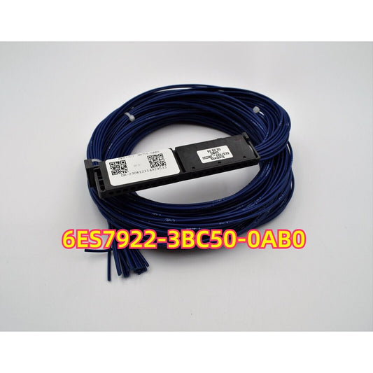 Siemens 6ES7922-3BC50-0AB0 Front connector with blue cables, industrial automation part.
