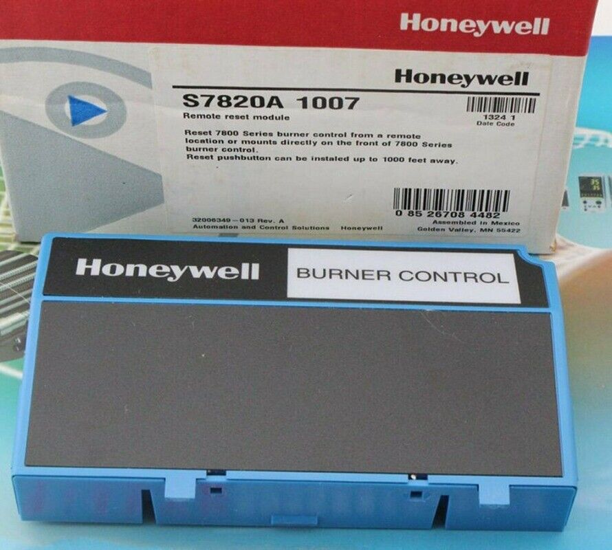 Honeywell S7820A1007 Burner Control Module, Remote Reset, Industrial Automation Part