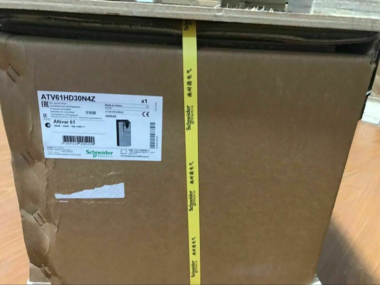 Schneider Electric ATV61HD30N4Z AC Drive Inverter box, Industrial Automation Equipment