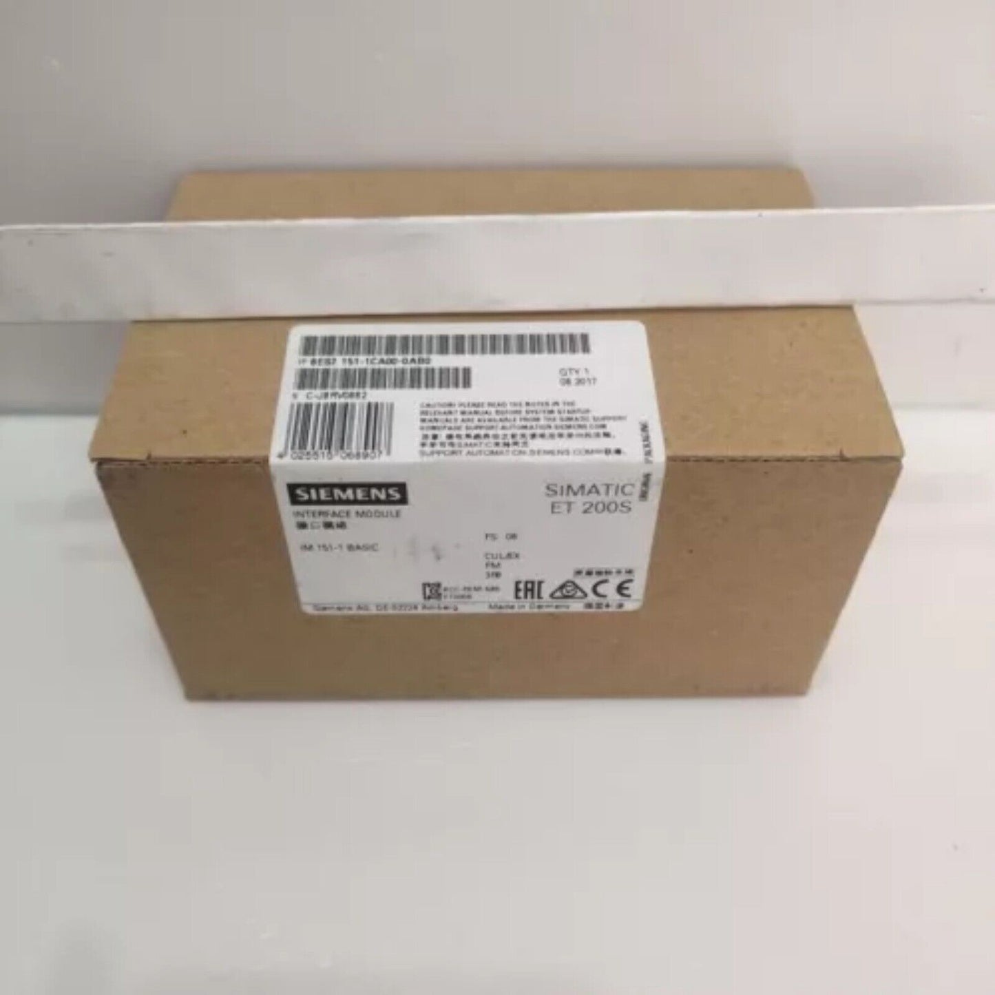 Siemens SIMATIC ET 200S IM 151-1 Basic Interface Module in box, industrial automation part