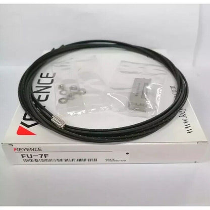 Keyence FU-7F Fiber Optic Sensor, New In Box, Black Cable and Components
