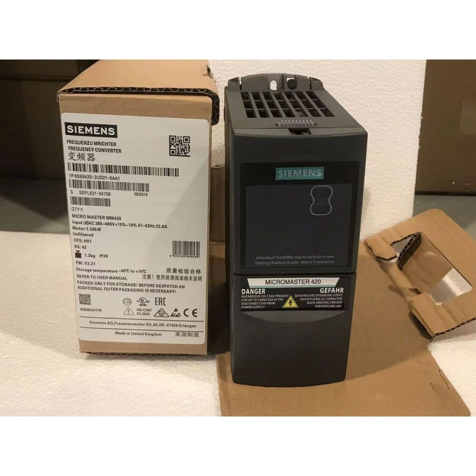 Siemens MICROMASTER 420 frequency inverter control unit, 6SE6420-2UD21-5AA1, industrial automation part, boxed.