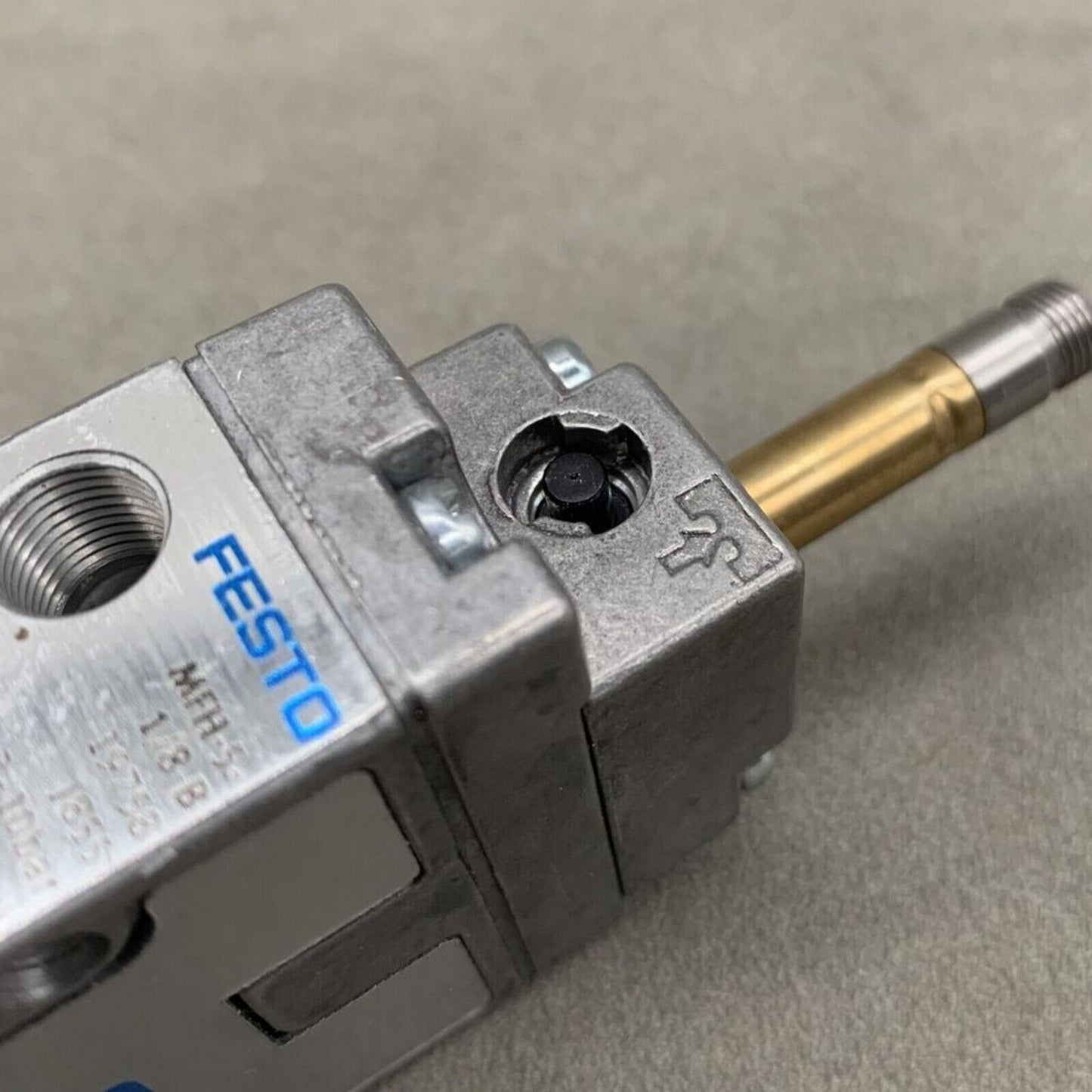 Valve | Festo | MFH-5-1/8-B 19758 Solenoid Valve