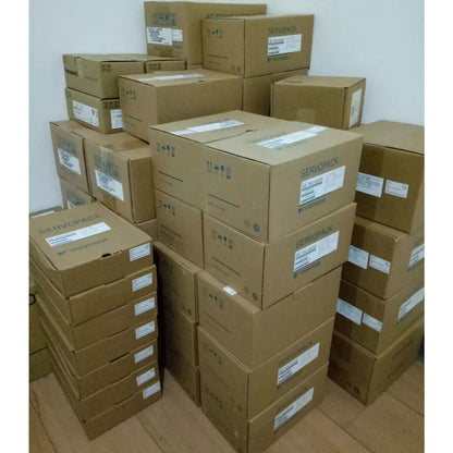 YASKAWA SERVOPACK servo drive units in boxes, industrial automation parts