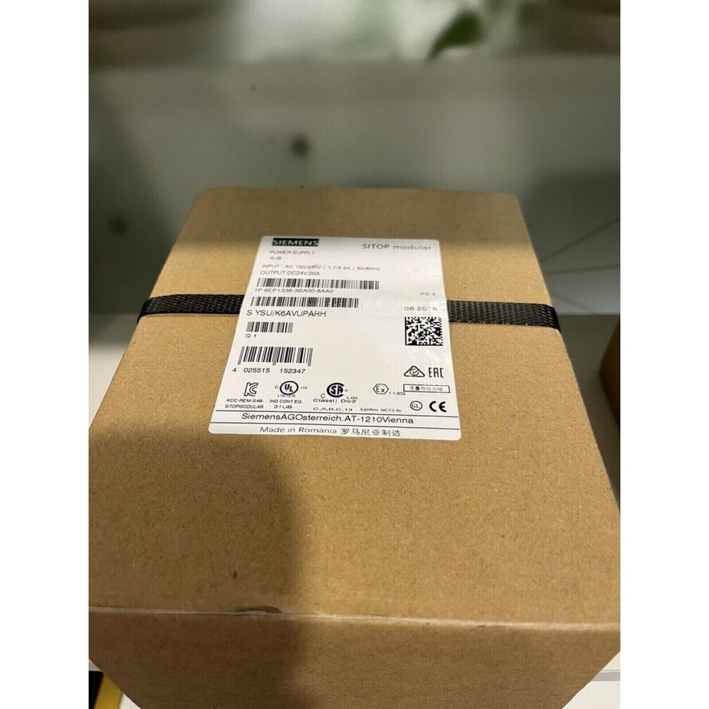 Siemens SITOP modular power supply 6EP1336-3BA00-8AA0 in box, industrial automation component.