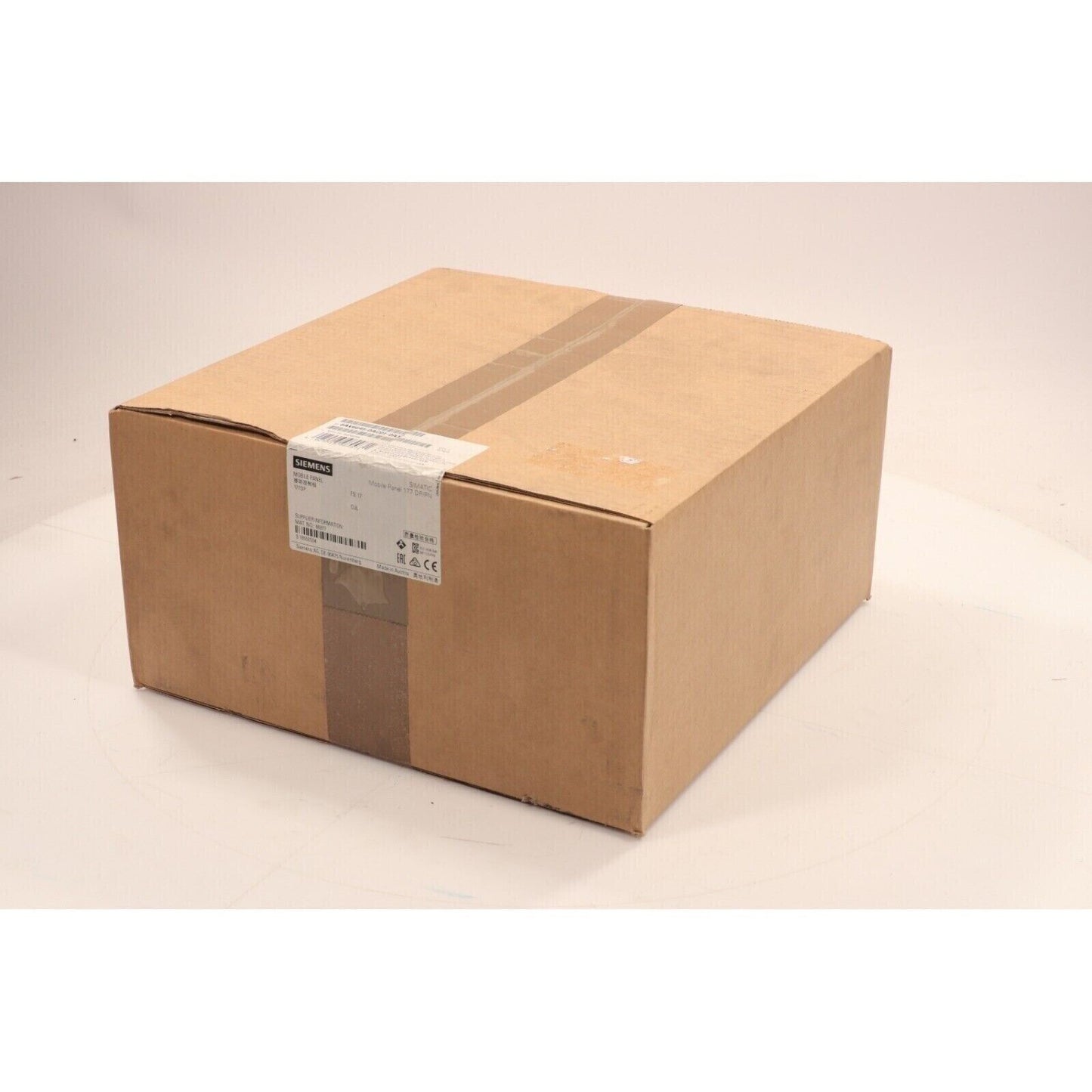 Siemens SIMATIC Mobile Panel 177 DP/PN in a cardboard box, industrial automation part