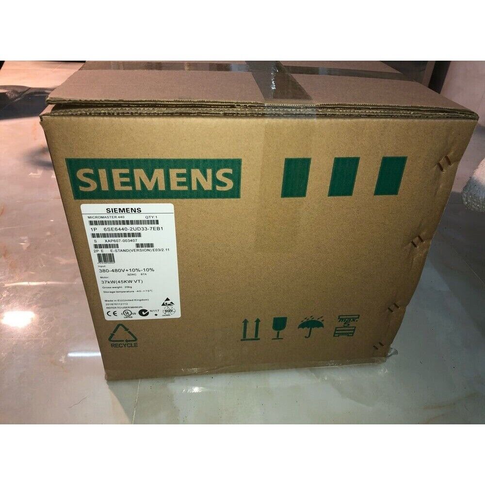 Siemens MICROMASTER 440 frequency converter box, model 6SE6440-2UD33-7EB1, industrial automation part.
