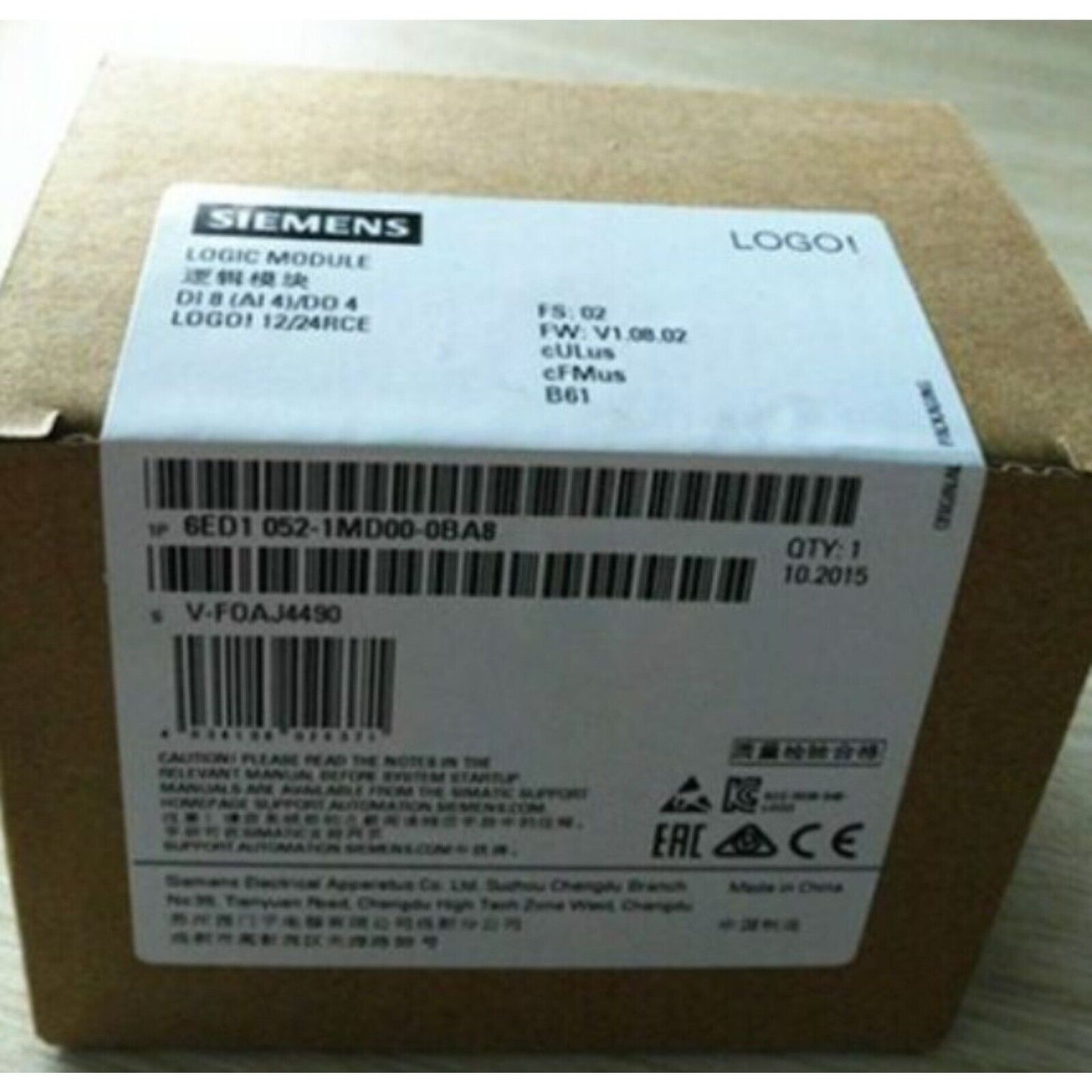 Siemens LOGO! 8 logic module 6ED1052-1MD08-0BA0 box. Industrial automation component packaging.